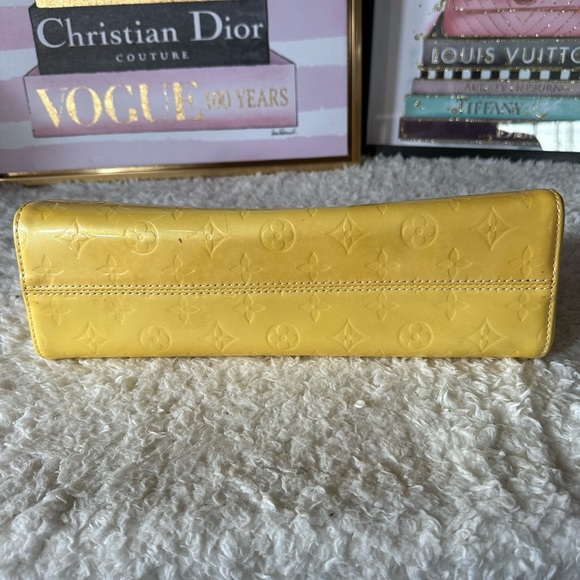 Louis Vuitton Yellow Monogram Vernis Roxbury Drive 2Way Handbag - Picture 4 of 14